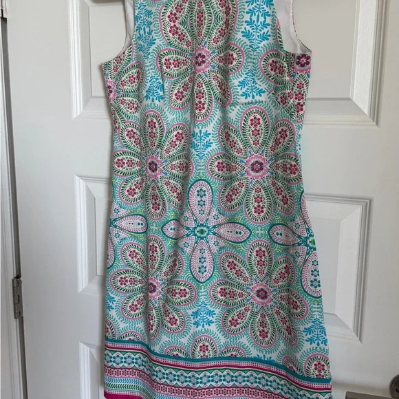 London Times Sleeveless Floral Midi Dress | Resort / Preppy Summer midi dress - Picture 5 of 10